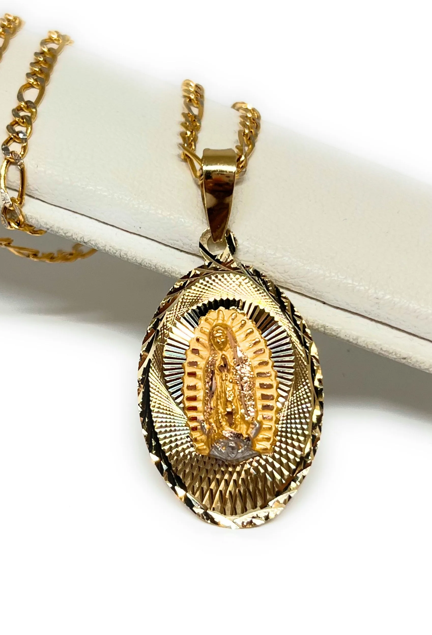 10k Solid Gold Yellow Gold Jesus Sagrado Corazon & Virrgin Mary Double Sided Pendant Necklace (MADE IN MX)