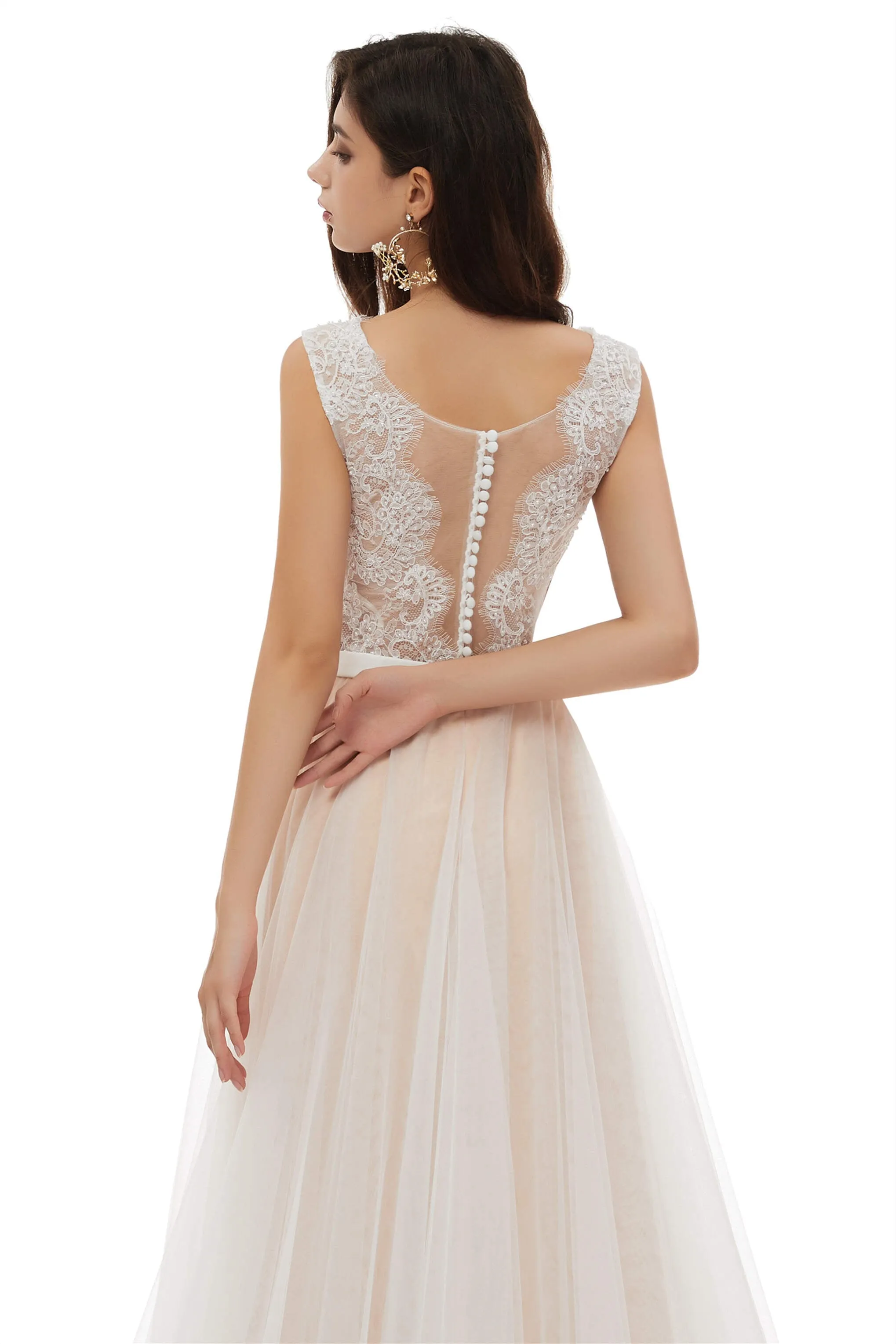 Champagne Tulle Scoop Neck Lace Appliques Beading Wedding Dresses