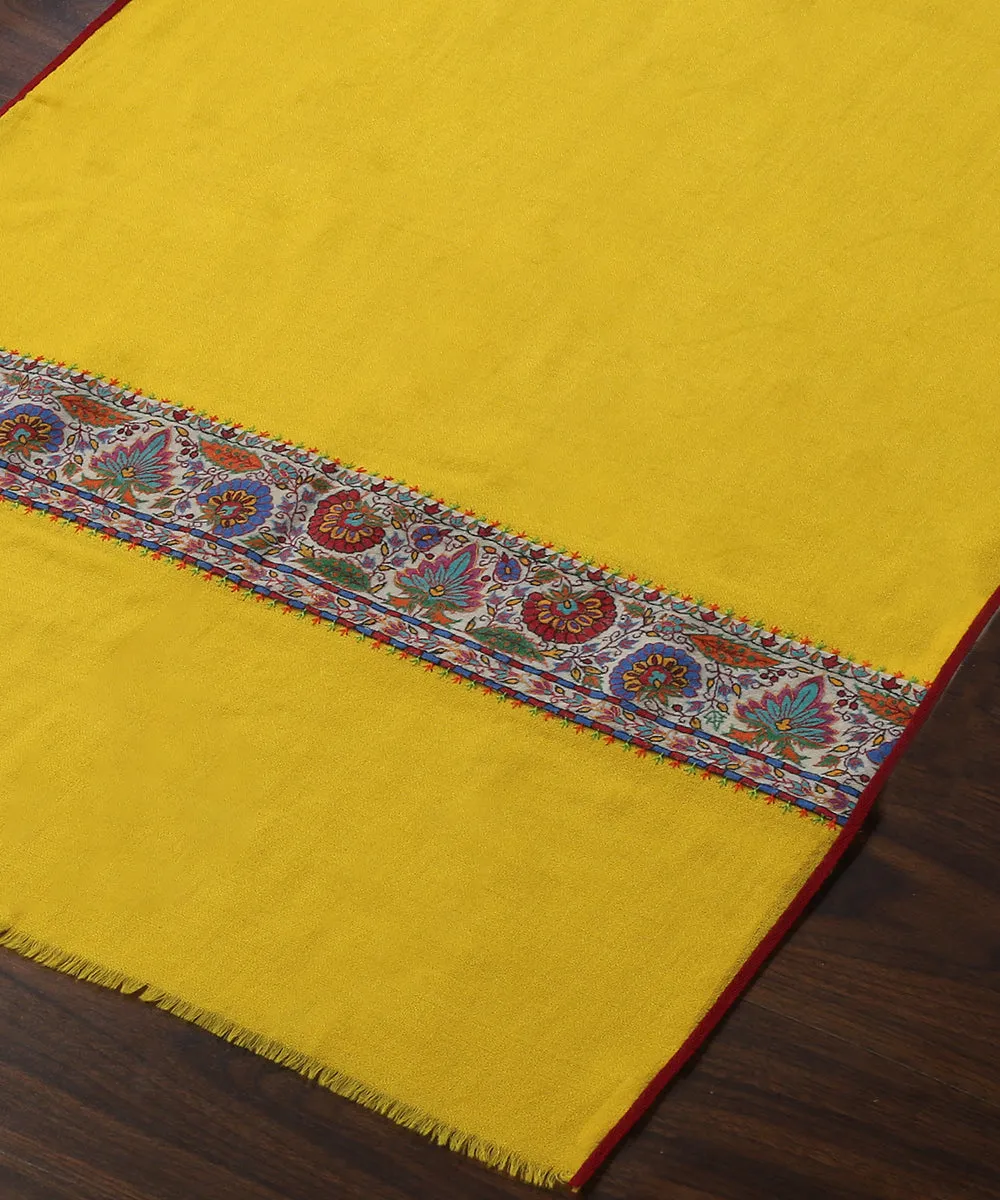 Handwoven Yellow Pure Pashmina Kalamkari Stole With Hand Appliqued Border And Soznikari