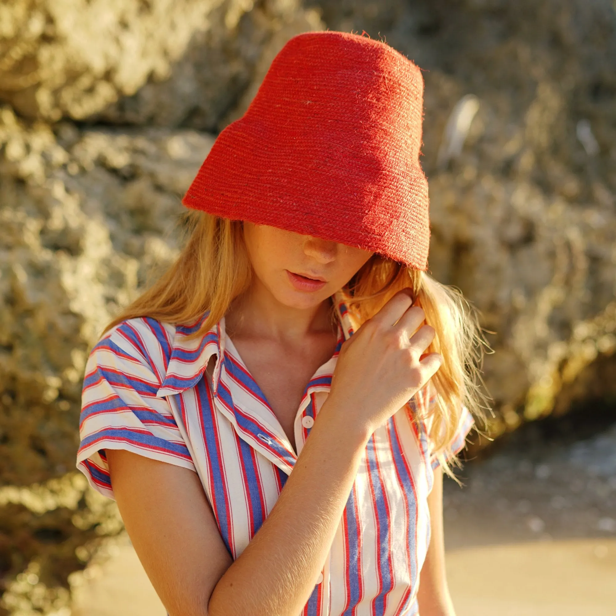 NAOMI Jute Bucket Hat, in Red