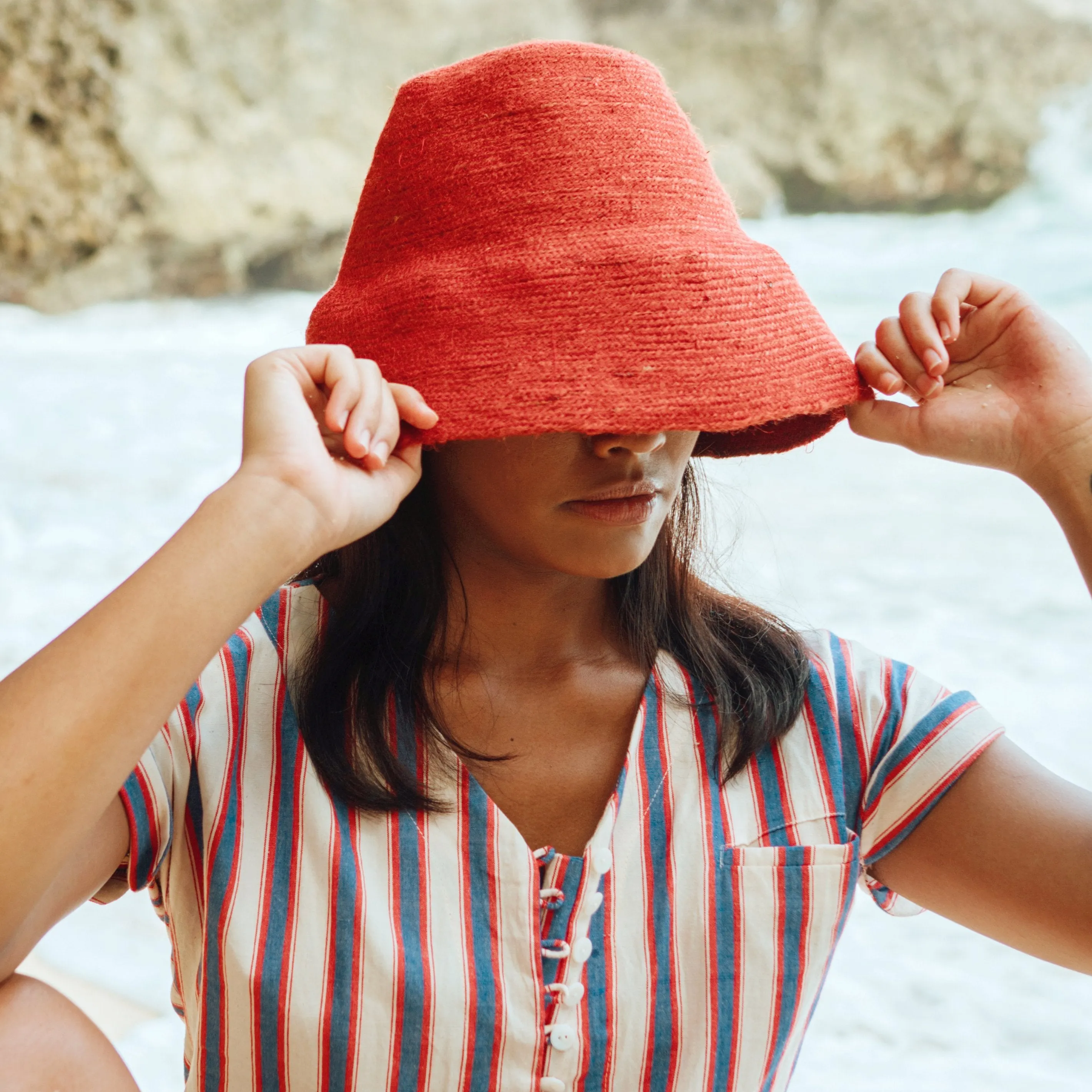 NAOMI Jute Bucket Hat, in Red