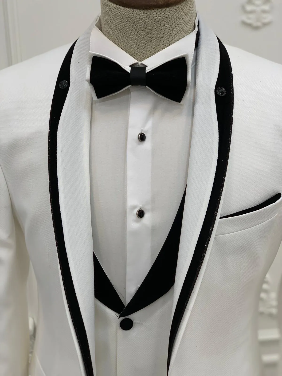 Partoni Royal White Slim Fit Tuxedo