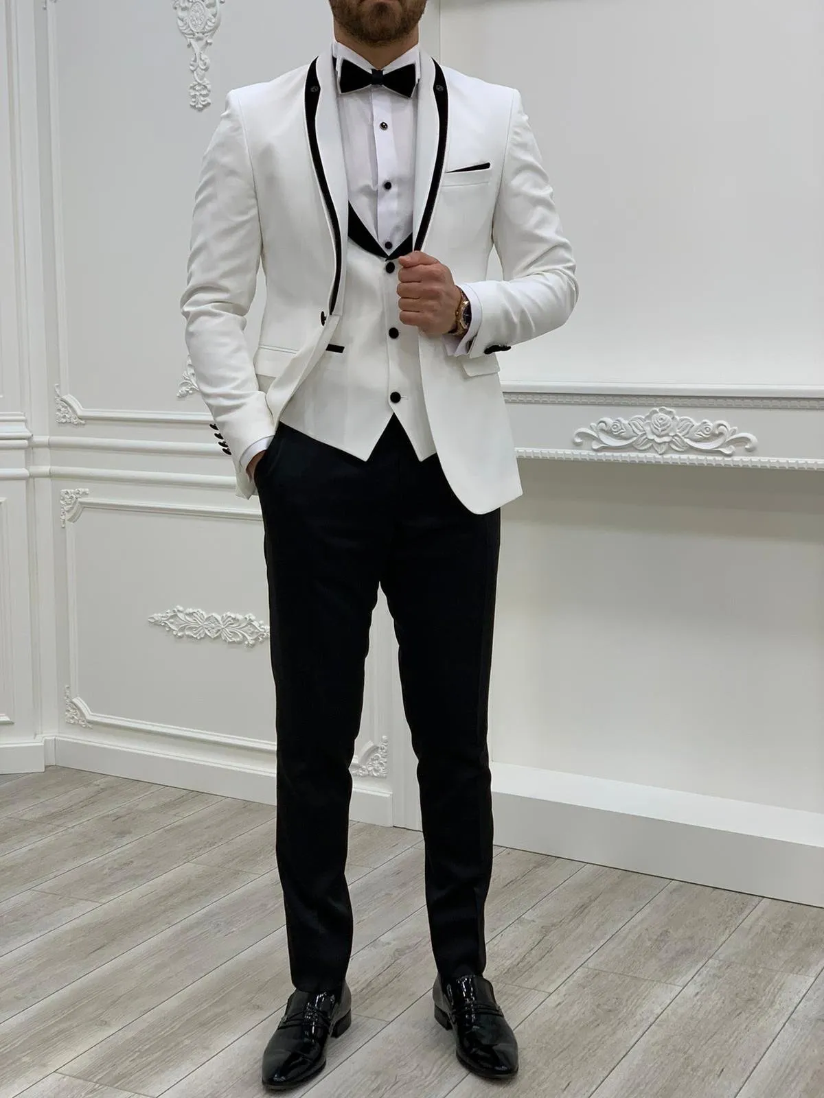 Partoni Royal White Slim Fit Tuxedo