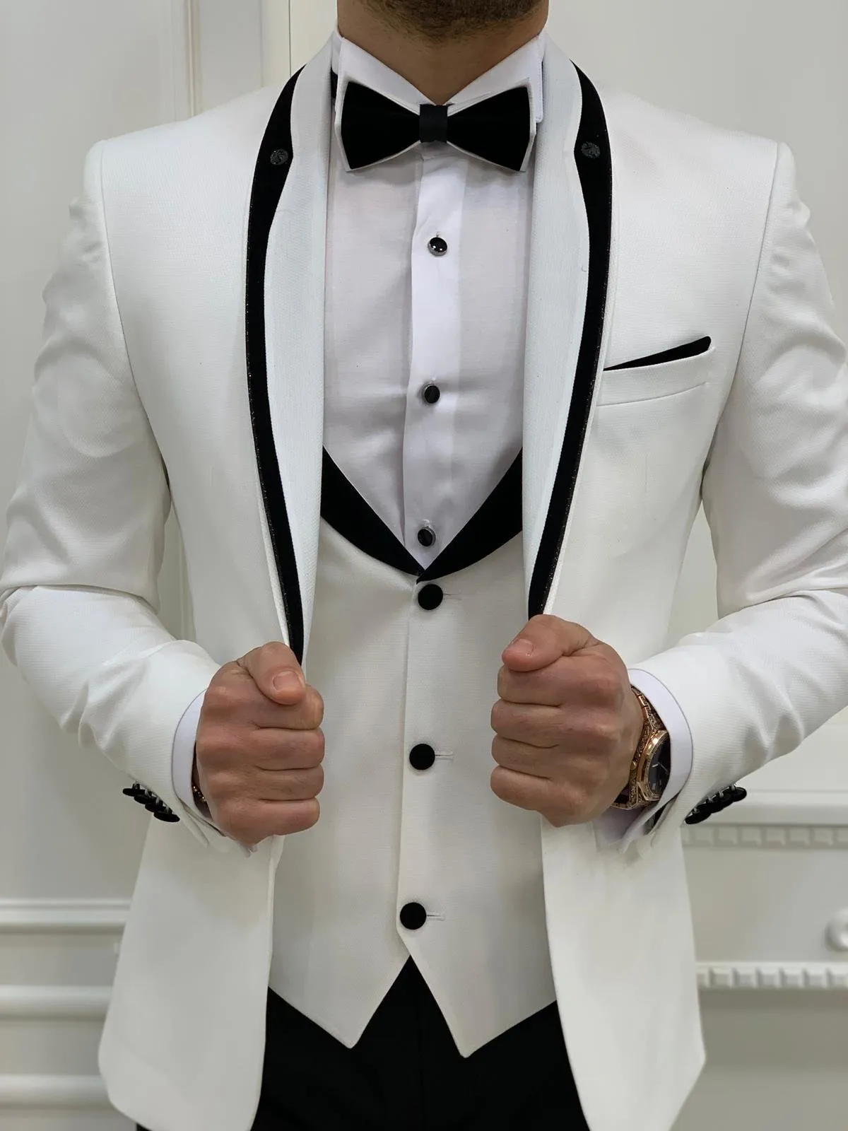 Partoni Royal White Slim Fit Tuxedo