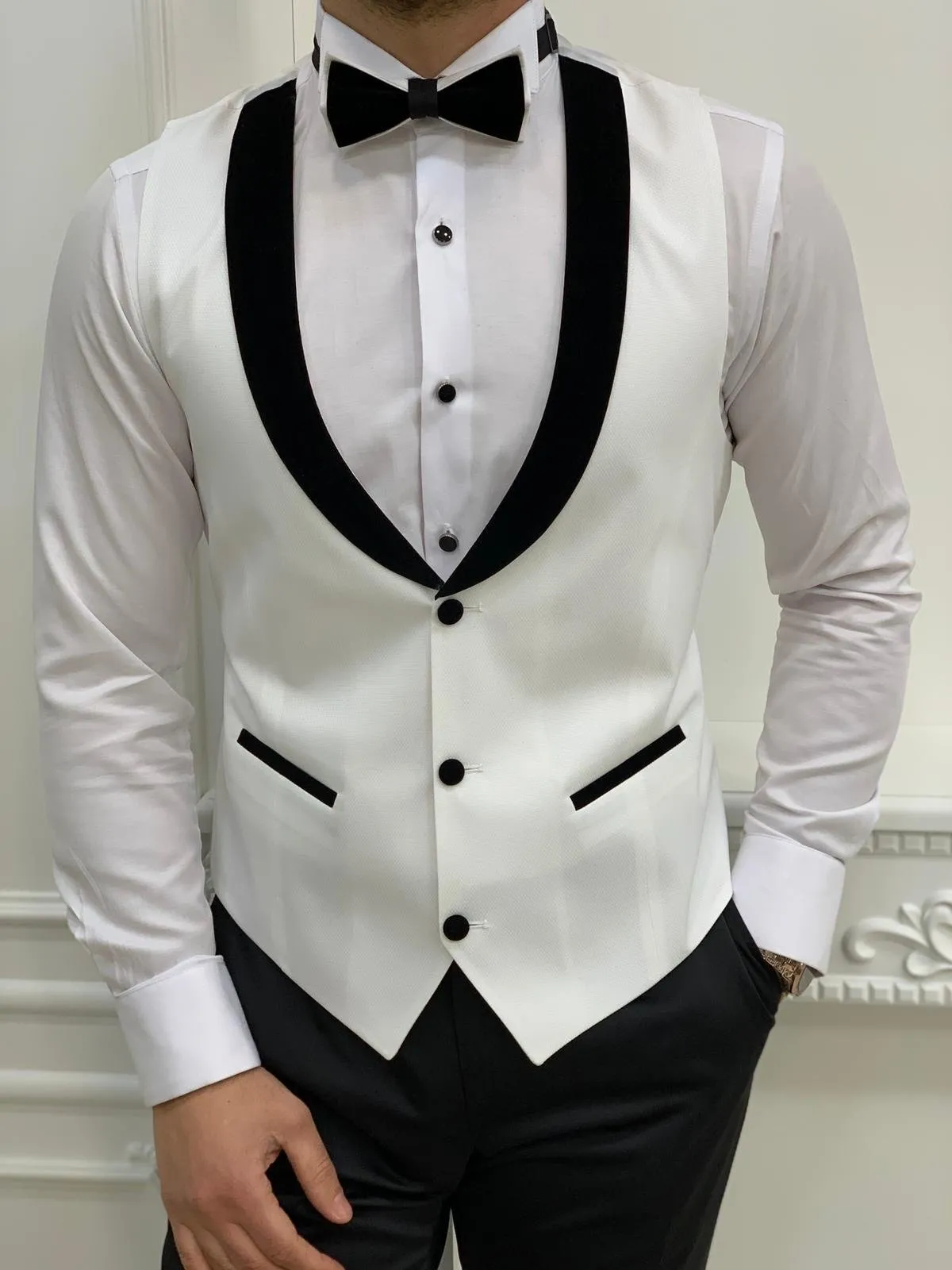 Partoni Royal White Slim Fit Tuxedo