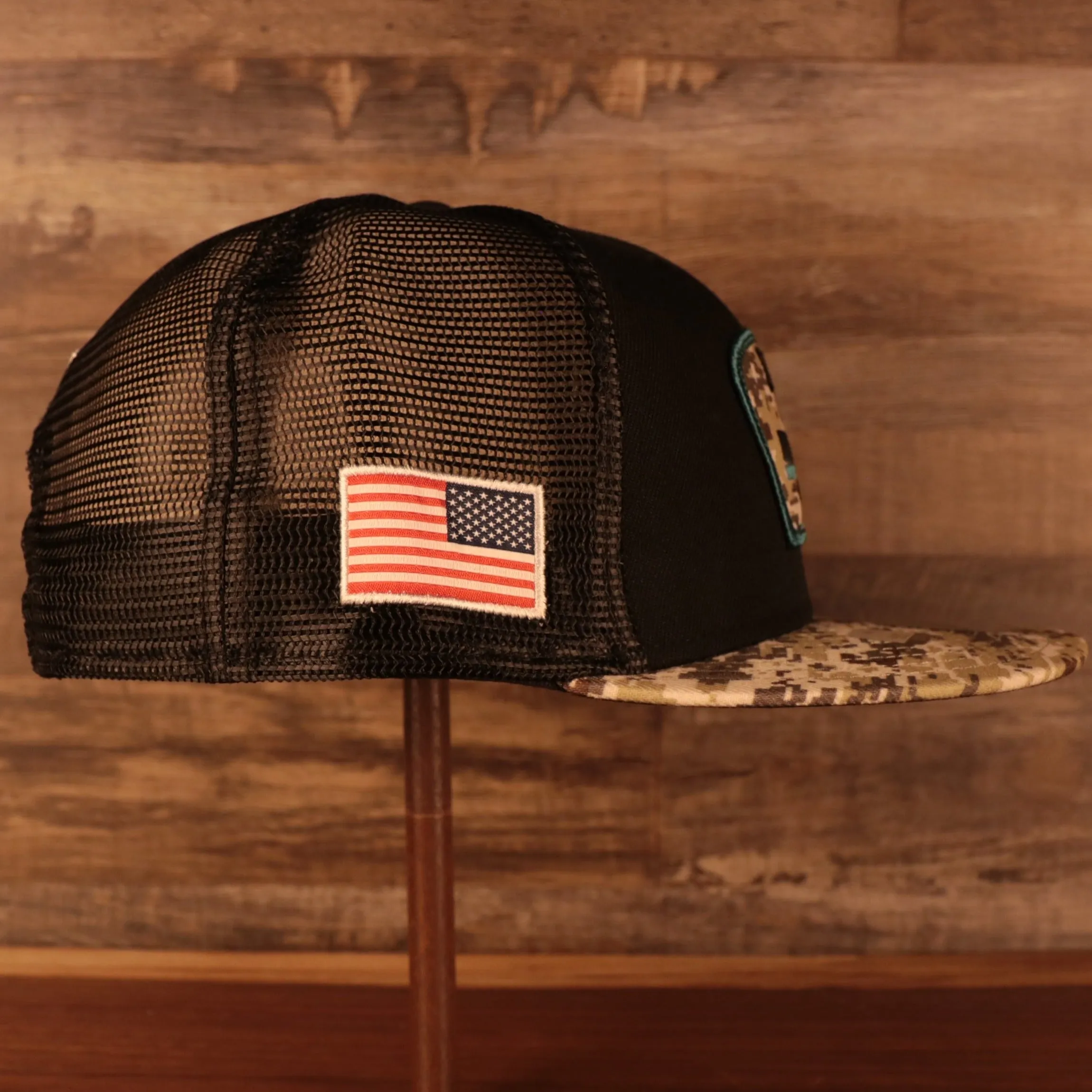 Philadelphia Eagles 2021 Salute To Service On Field Sideline 9Fifty Snapback Trucker Hat