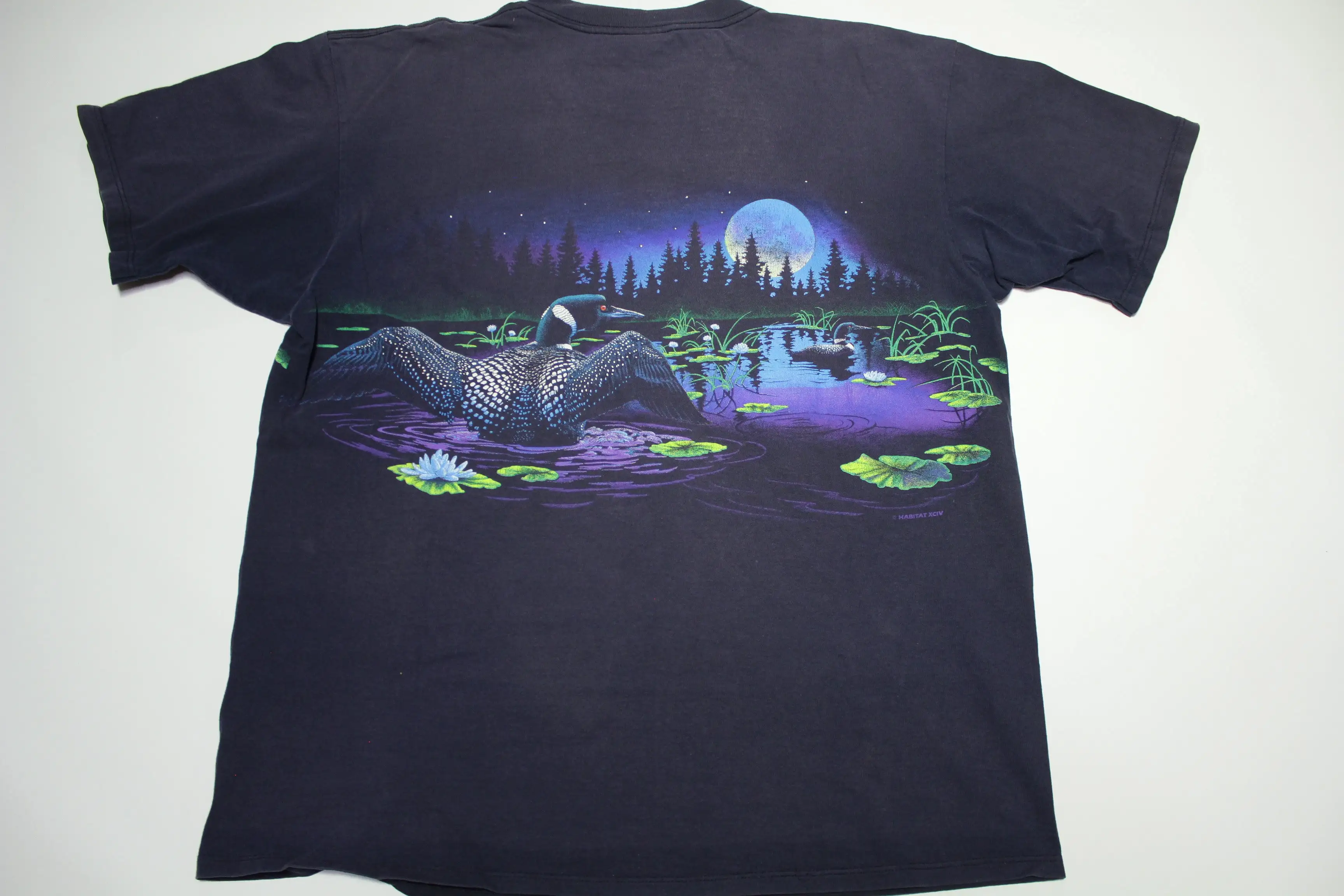 Vernon Canada Canadian Goose Vintage 90's Wilderness Moon Tourist T-Shirt